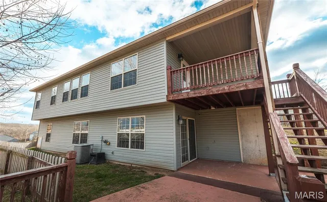 $325,000 | 105 Iron Court, St. Robert, MO 65584