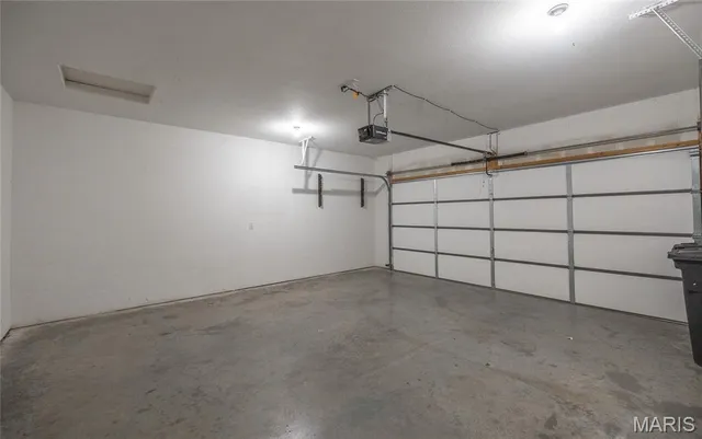 $325,000 | 105 Iron Court, St. Robert, MO 65584