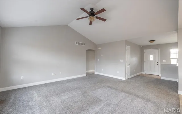 $325,000 | 105 Iron Court, St. Robert, MO 65584