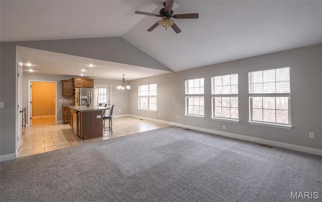 $325,000 | 105 Iron Court, St. Robert, MO 65584