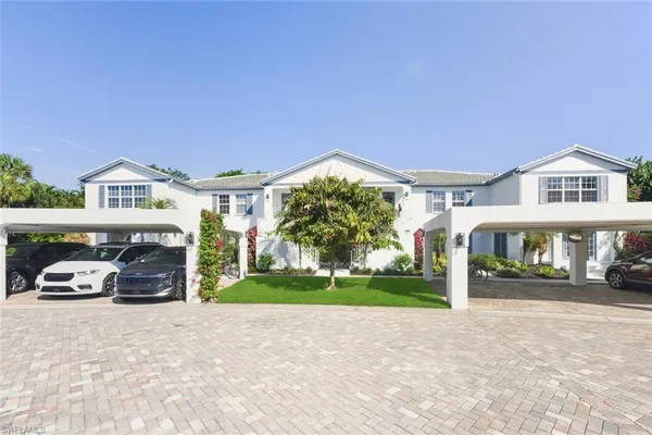 $7,500 | 871 Tanbark Drive, Unit 102, Naples, FL 34108