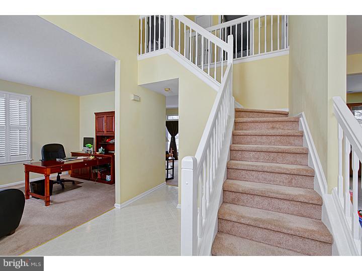 35 Albany Road Marlton, NJ 08053 - Photo 2 of 15 Foyer