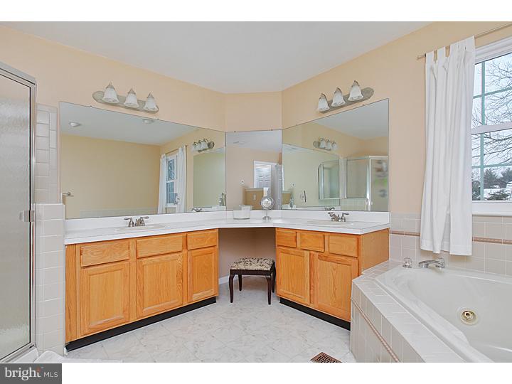 35 Albany Road Marlton, NJ 08053 - Photo 12 of 15 Master Bathroom
