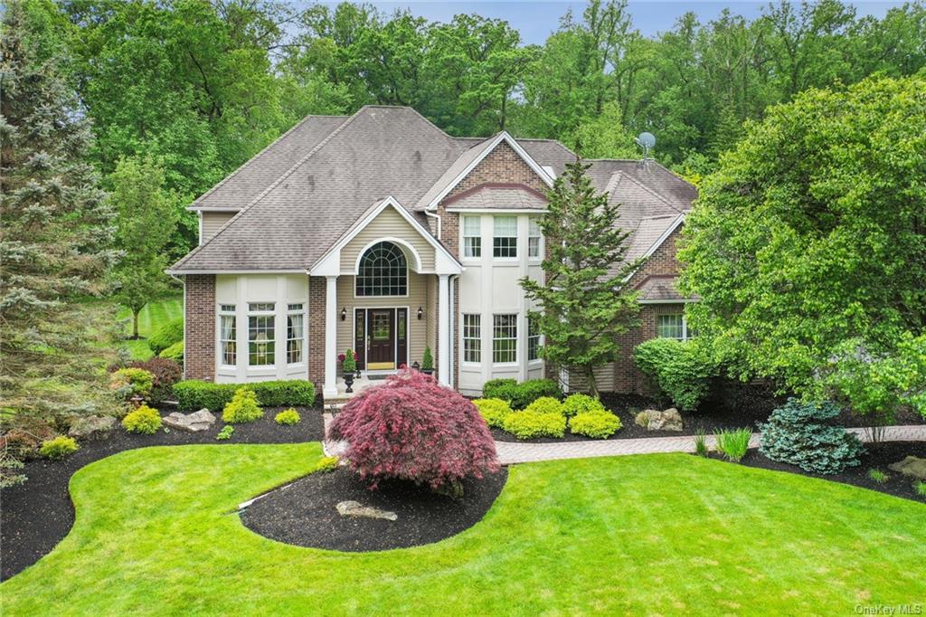 10 Camelot Way, Orangeburg, NY 10962 Compass