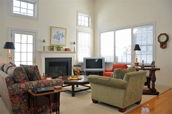 9 Ludlow Road, Unit 9 Quincy, MA 02171 - Photo 3 of 22 Gallery Image 3