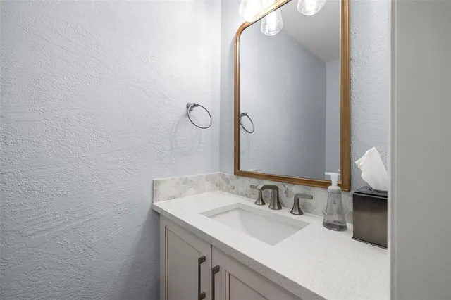 $2,995,000 | 935 Eden Isle Drive Northeast, St. Petersburg, FL 33704