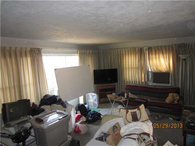 2367 Primrose Avenue Vista, CA 92083 - Photo 3 of 4