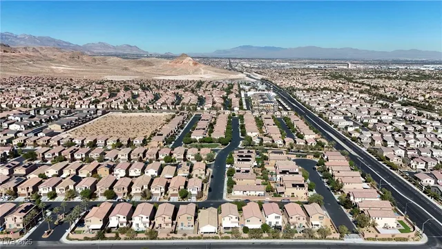 $519,000 | 453 Bright Peridot Avenue, Las Vegas, NV 89178