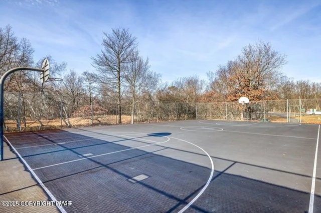 $289,900 | 218 Crescent Way, Albrightsville, PA 18210