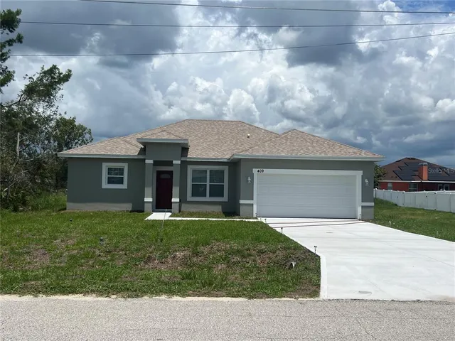 $2,000 | 409 Danube Drive, Kissimmee, FL 34759