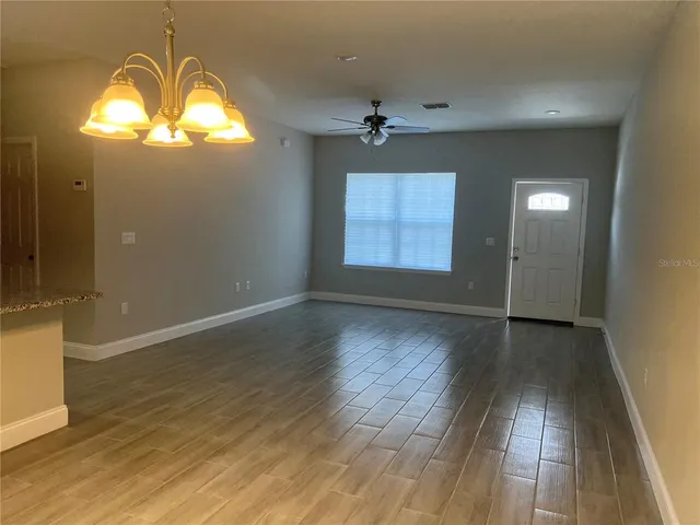 $2,000 | 409 Danube Drive, Kissimmee, FL 34759