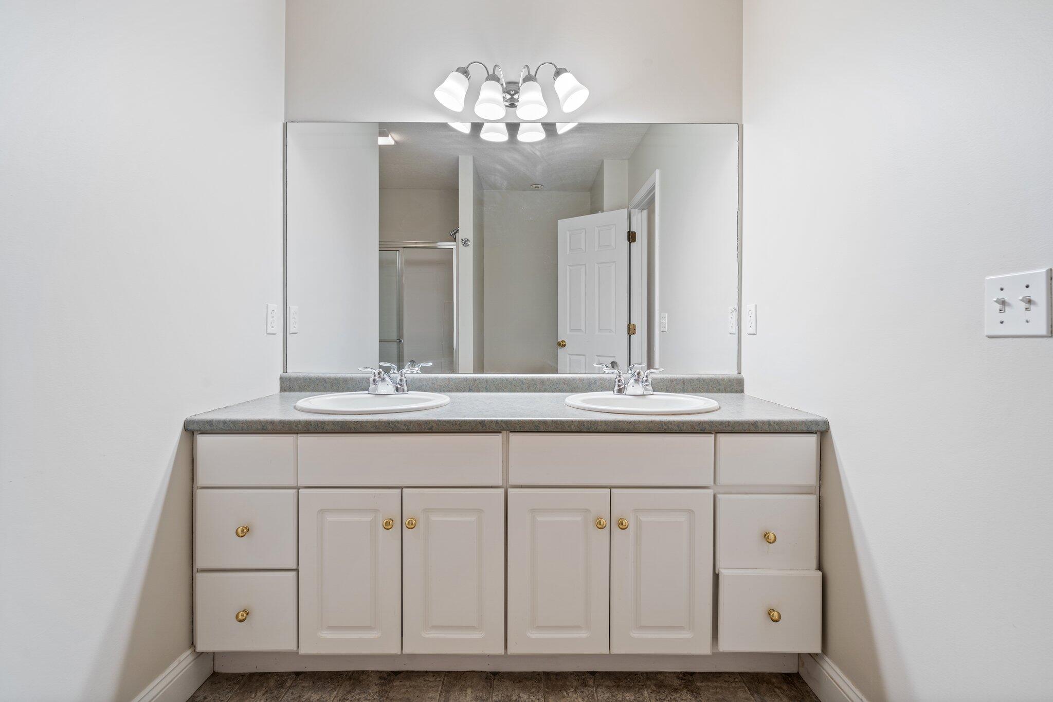 20 Kavanaugh Road, Unit 20 Old Orchard Beach, ME 04064 - Photo 25 of 37 Primary bathroom