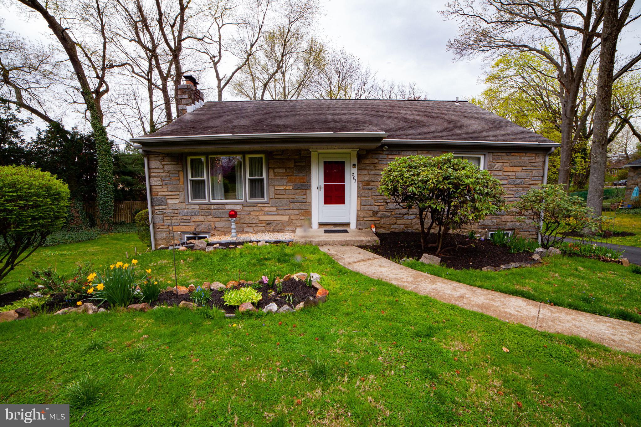 203 South Providence Road Wallingford, PA 19086 - Photo 1 of 33