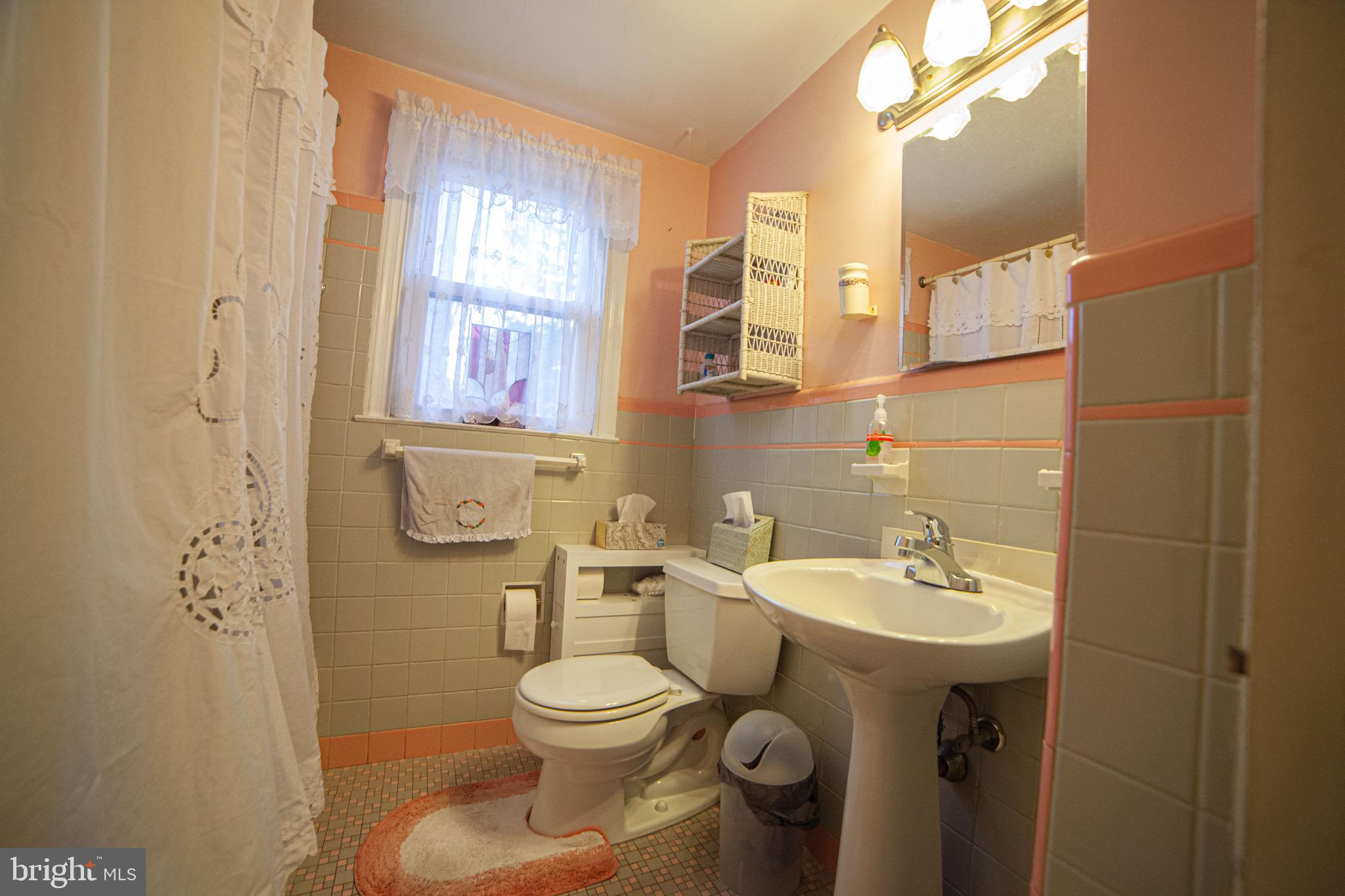 203 South Providence Road Wallingford, PA 19086 - Photo 19 of 33