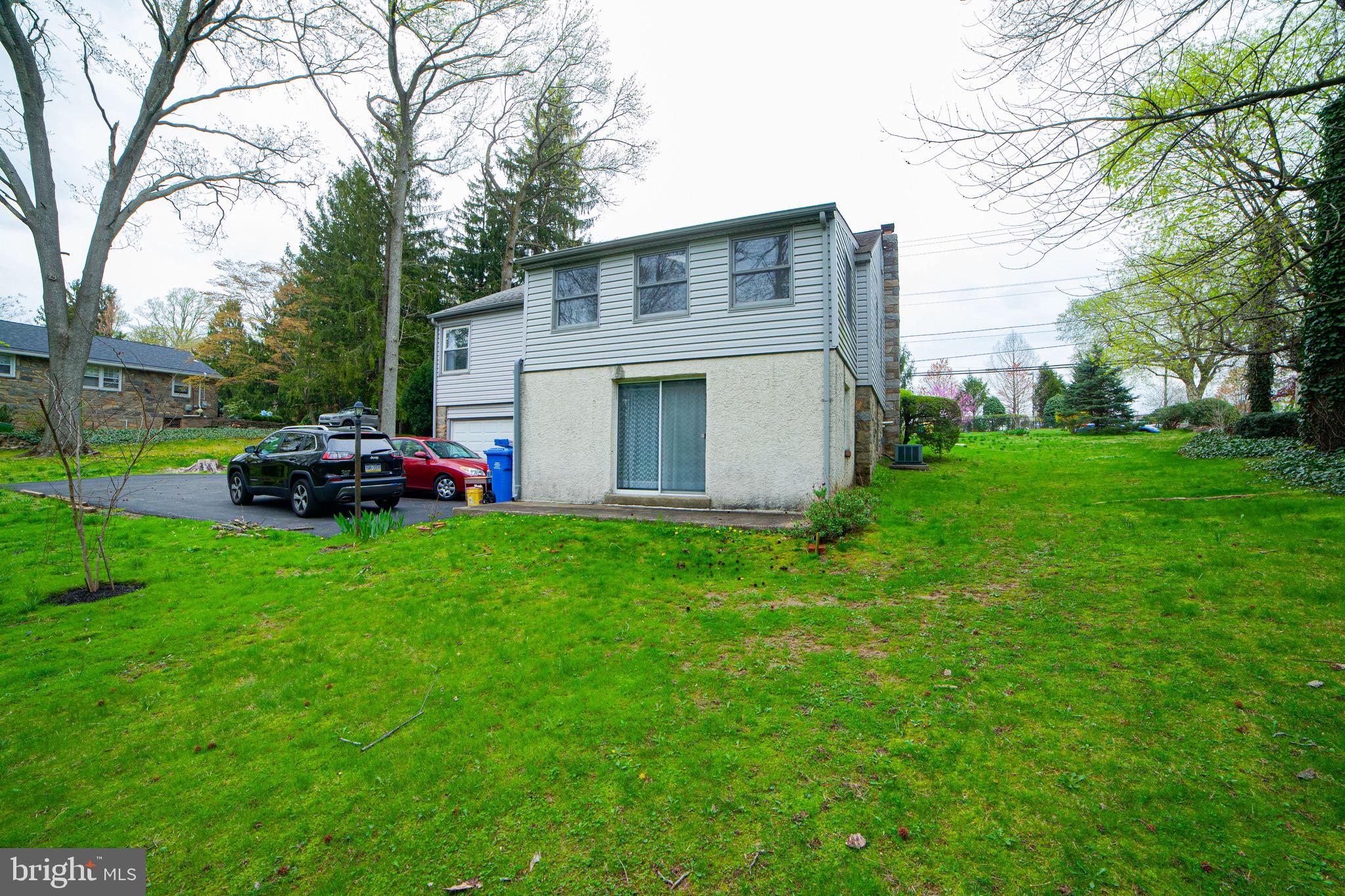 203 South Providence Road Wallingford, PA 19086 - Photo 3 of 33