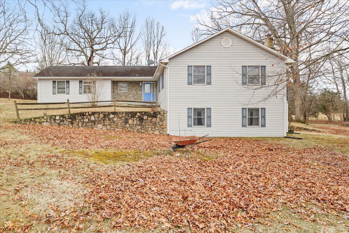 1297 Flowing Spring Road Buchanan, VA 24066 - Photo 2 of 42 01-1297 Flowing Spring Rd 01