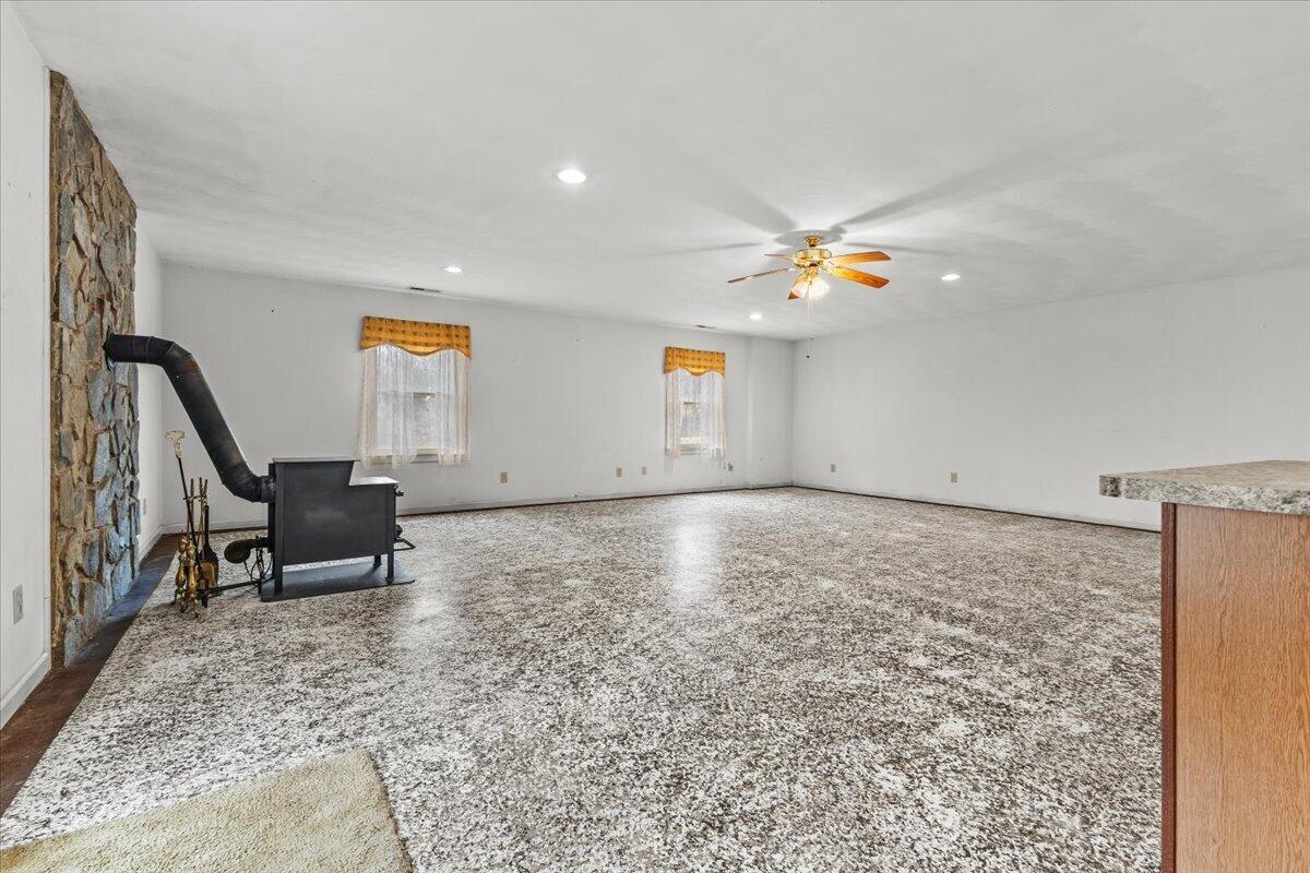 1297 Flowing Spring Road Buchanan, VA 24066 - Photo 27 of 42 31-1297 Flowing Spring Rd 31