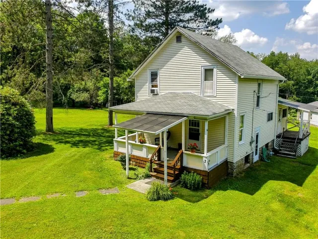 $369,900 | 4 Erickson Drive, Mount Jewett, PA 16740