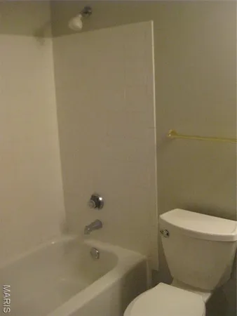 $1,350 | 7507 Triwoods Drive, Unit D, Shrewsbury, MO 63119