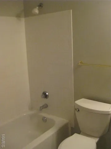 $1,450 | 7507 Triwoods Drive, Unit D, Shrewsbury, MO 63119