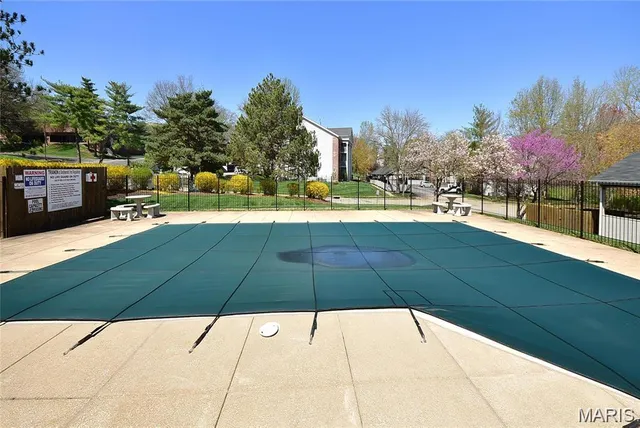 $1,450 | 7507 Triwoods Drive, Unit D, Shrewsbury, MO 63119