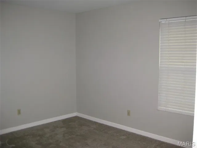 $1,450 | 7507 Triwoods Drive, Unit D, Shrewsbury, MO 63119