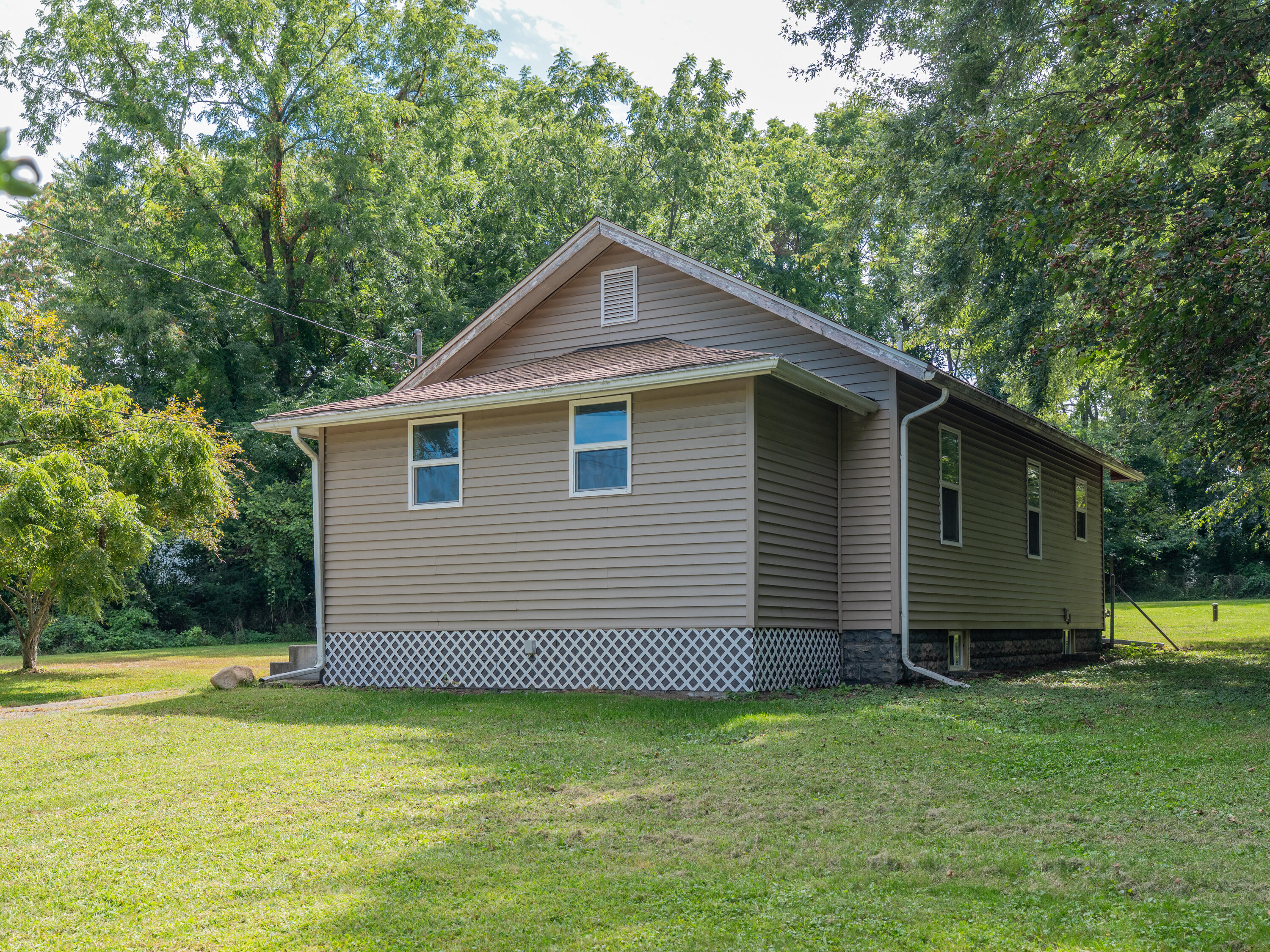 1023 Betterly Road Springfield, MI 49037 - Photo 21 of 21 1023 Betterly Rd-102