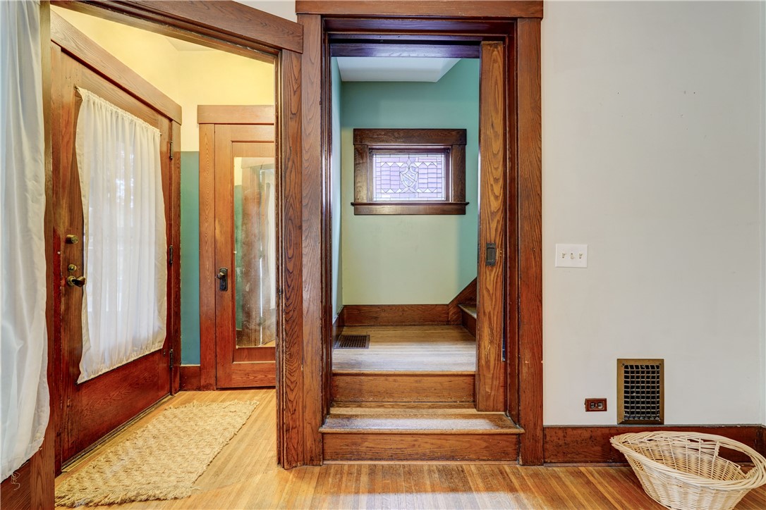 111 Richland Street Rochester, NY 14609 - Photo 11 of 45