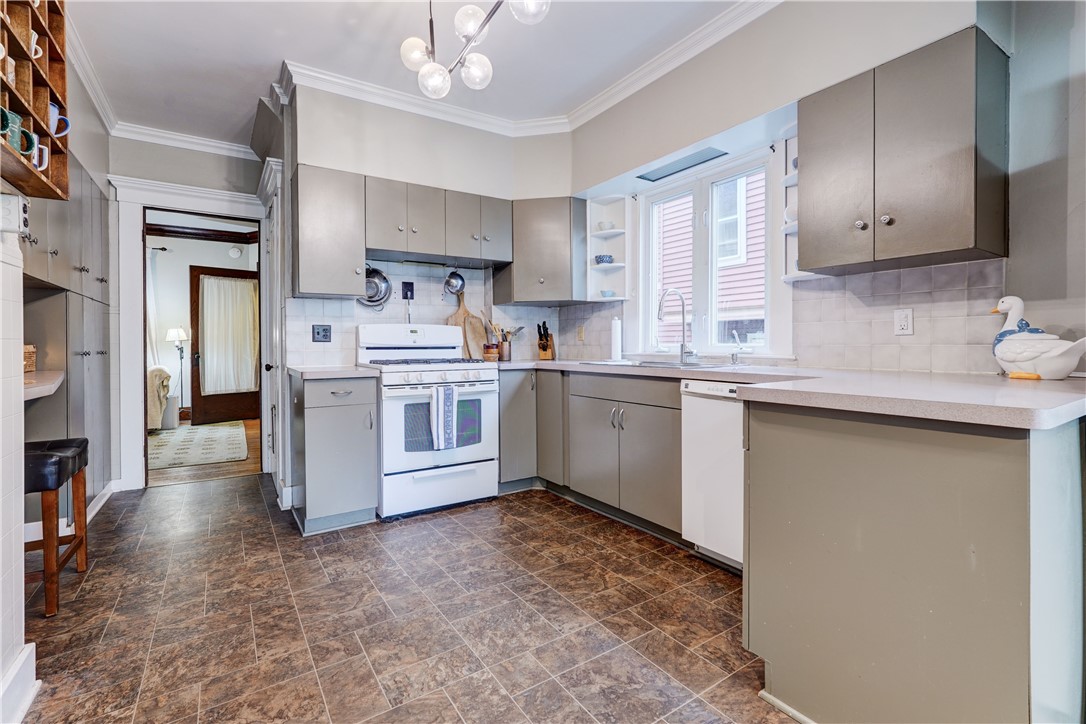 111 Richland Street Rochester, NY 14609 - Photo 17 of 45