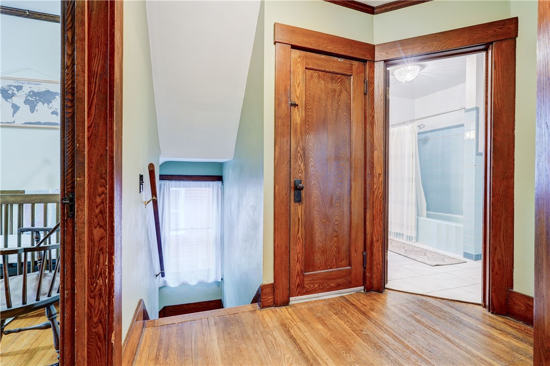 111 Richland Street Rochester, NY 14609 - Photo 27 of 45 Hall