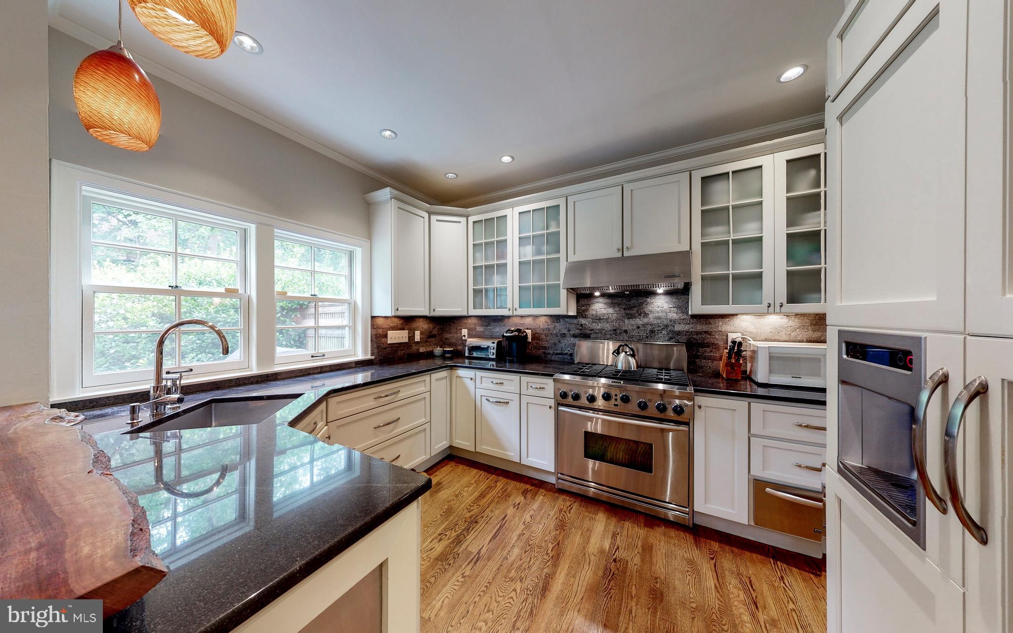 6 Englewood Road Baltimore, MD 21210 - Photo 18 of 57