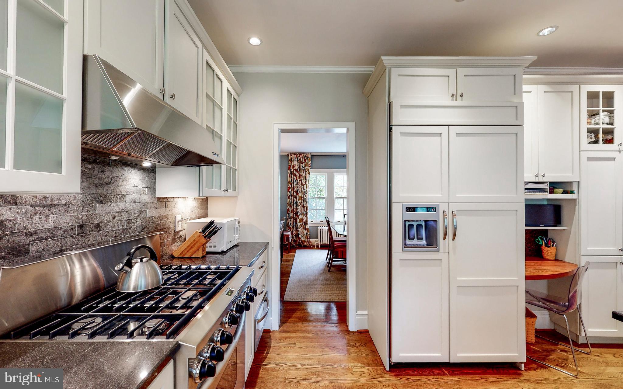6 Englewood Road Baltimore, MD 21210 - Photo 21 of 57