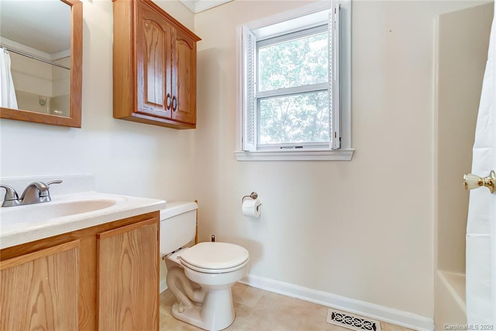 2578 Enchanto Road York, SC 29745 - Photo 16 of 39 Gallery Image 16