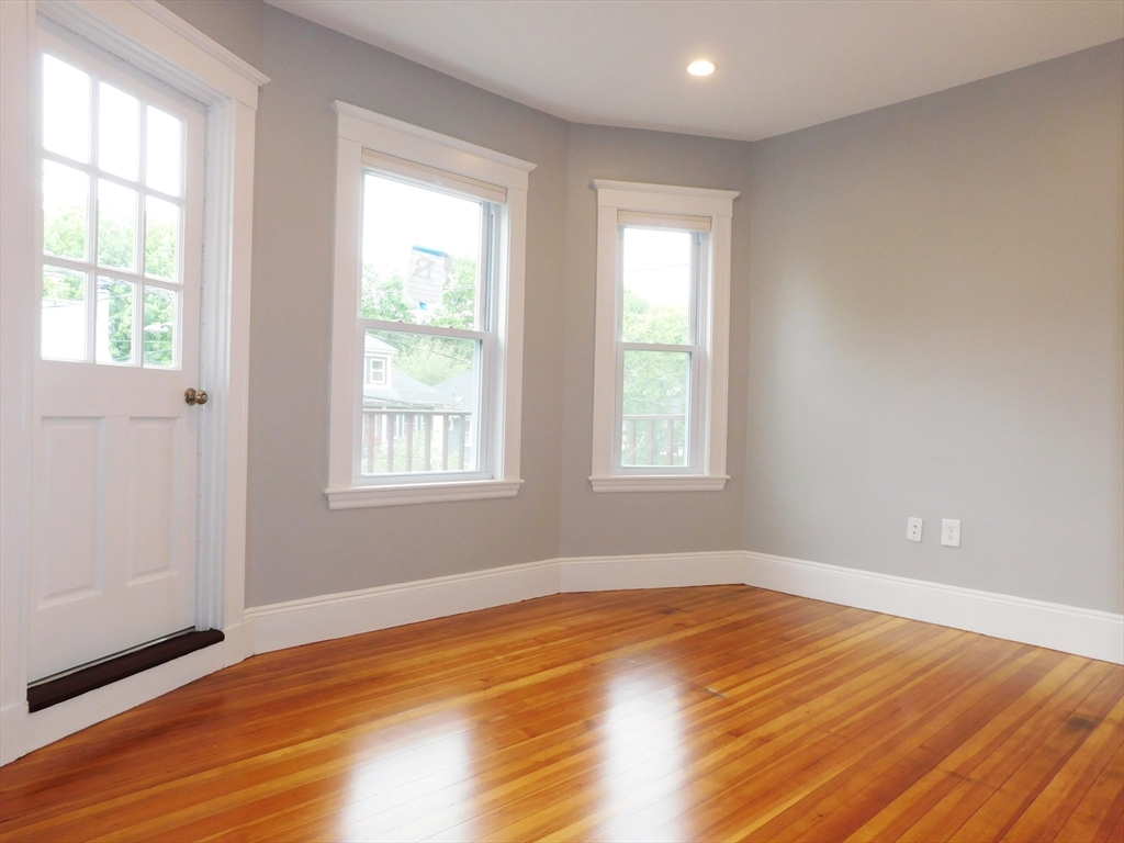 15 Castleton Street Boston, MA 02130 - Photo 16 of 22 Gallery Image 16