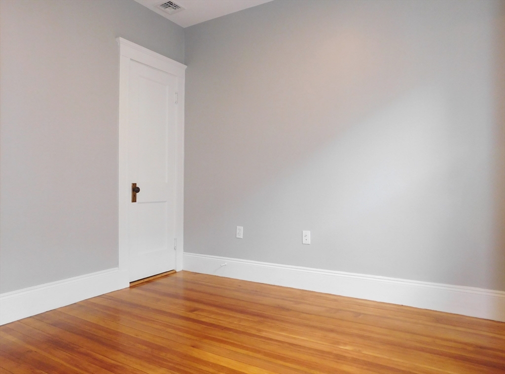 15 Castleton Street Boston, MA 02130 - Photo 19 of 22 Gallery Image 19
