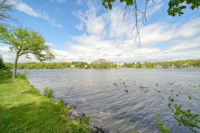 $189,900 | 14800 Canary Court, Brooklyn, MI 49230