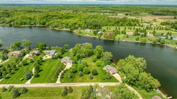 $175,000 | 14800 Canary Court, Brooklyn, MI 49230