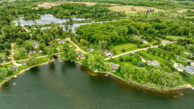 $189,900 | 14800 Canary Court, Brooklyn, MI 49230