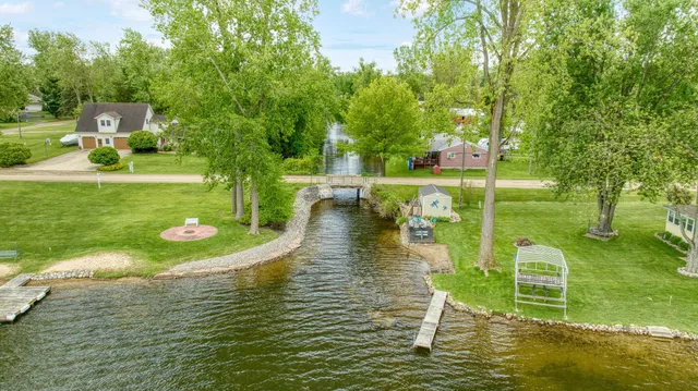 $189,900 | 14800 Canary Court, Brooklyn, MI 49230