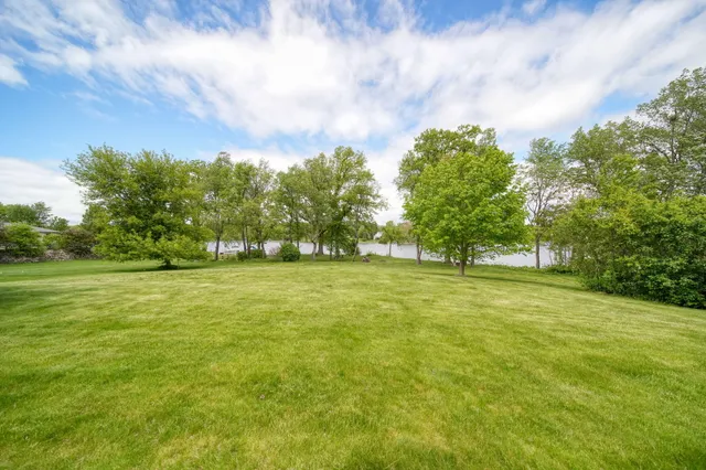 $189,900 | 14800 Canary Court, Brooklyn, MI 49230