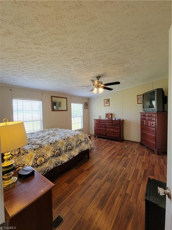 3300 Forbush View Road East Bend, NC 27018 - Photo 12 of 20 Gallery Image 12
