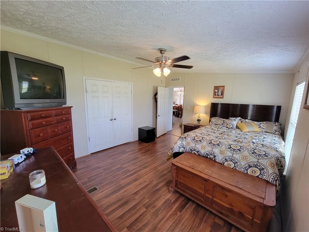 3300 Forbush View Road East Bend, NC 27018 - Photo 13 of 20 Gallery Image 13