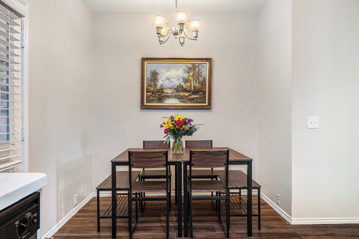 23644 Wildwood Green Way Spring, TX 77373 - Photo 8 of 25 A comfortable and roomy breakfast area.