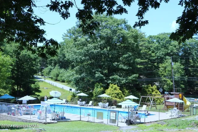 $35,000 | 390 Creek Court, Hawley, PA 18428