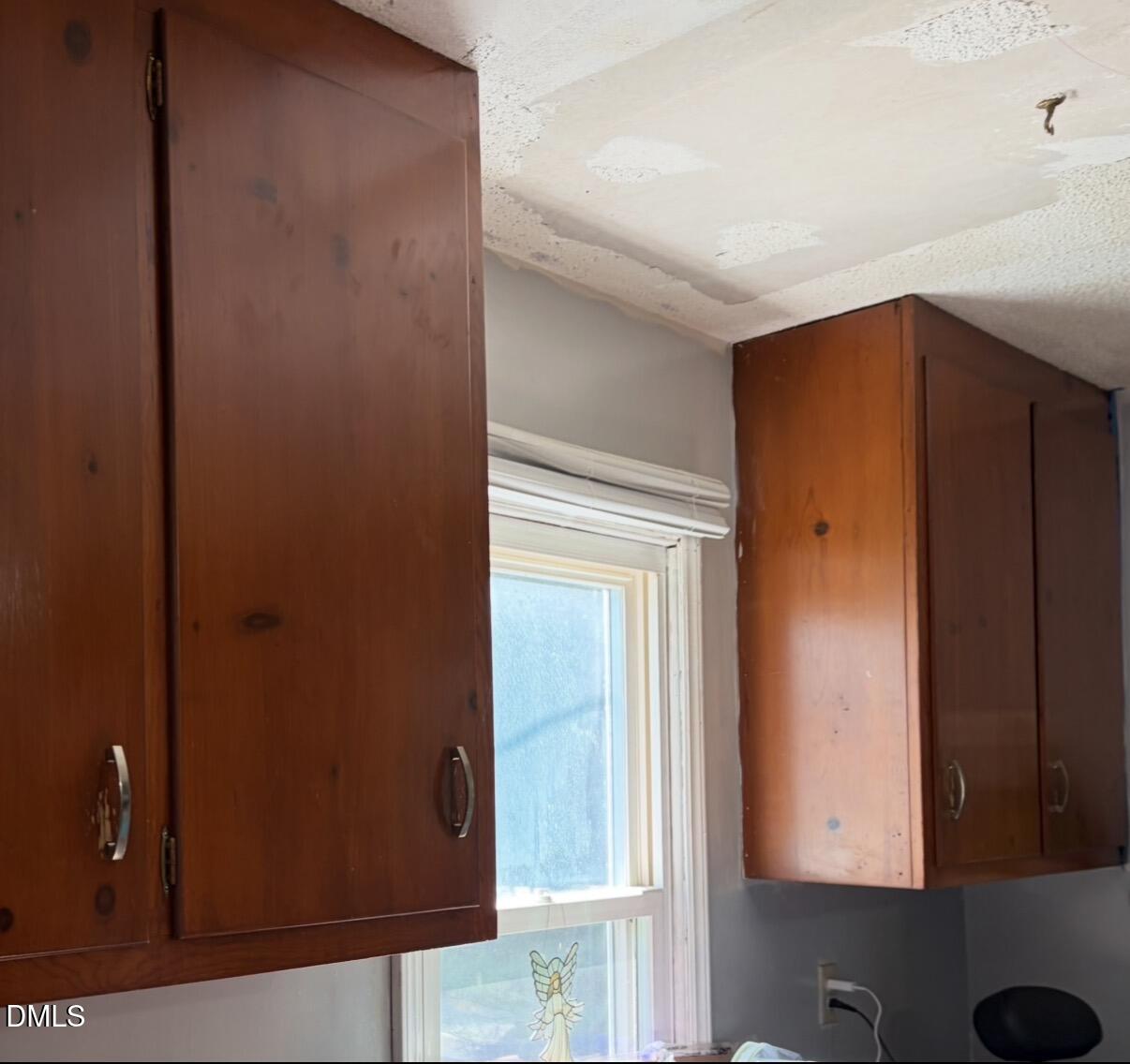 507 Strother Road Raleigh, NC 27606 - Photo 5 of 11 ceiling kitchen