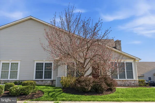 $2,750 | 606 Bellflower Road, Langhorne, PA 19047