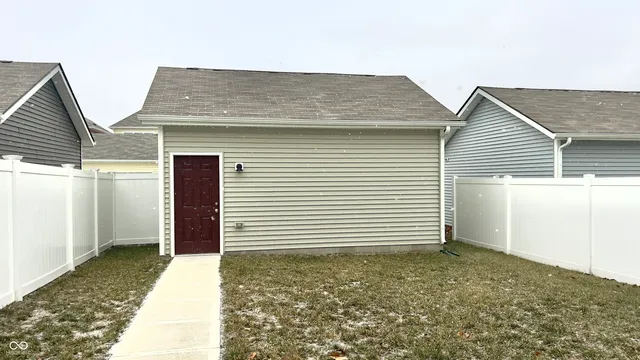 $2,200 | 331 Central State Boulevard, Indianapolis, IN 46222