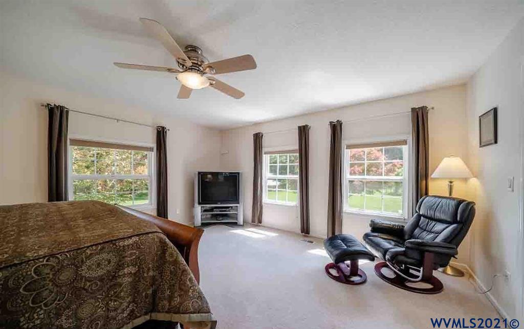 598 Rees Hill Road Southeast Salem, OR 97306 - Photo 25 of 42