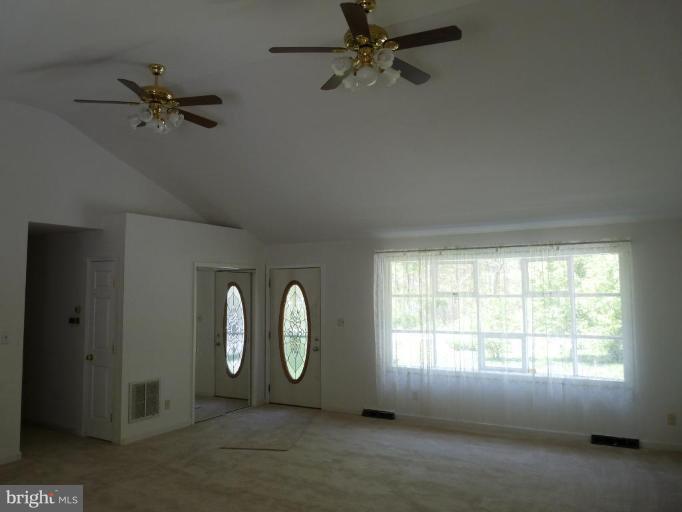 567 Trimble Road Joppa, MD 21085 - Photo 9 of 12 Living Room