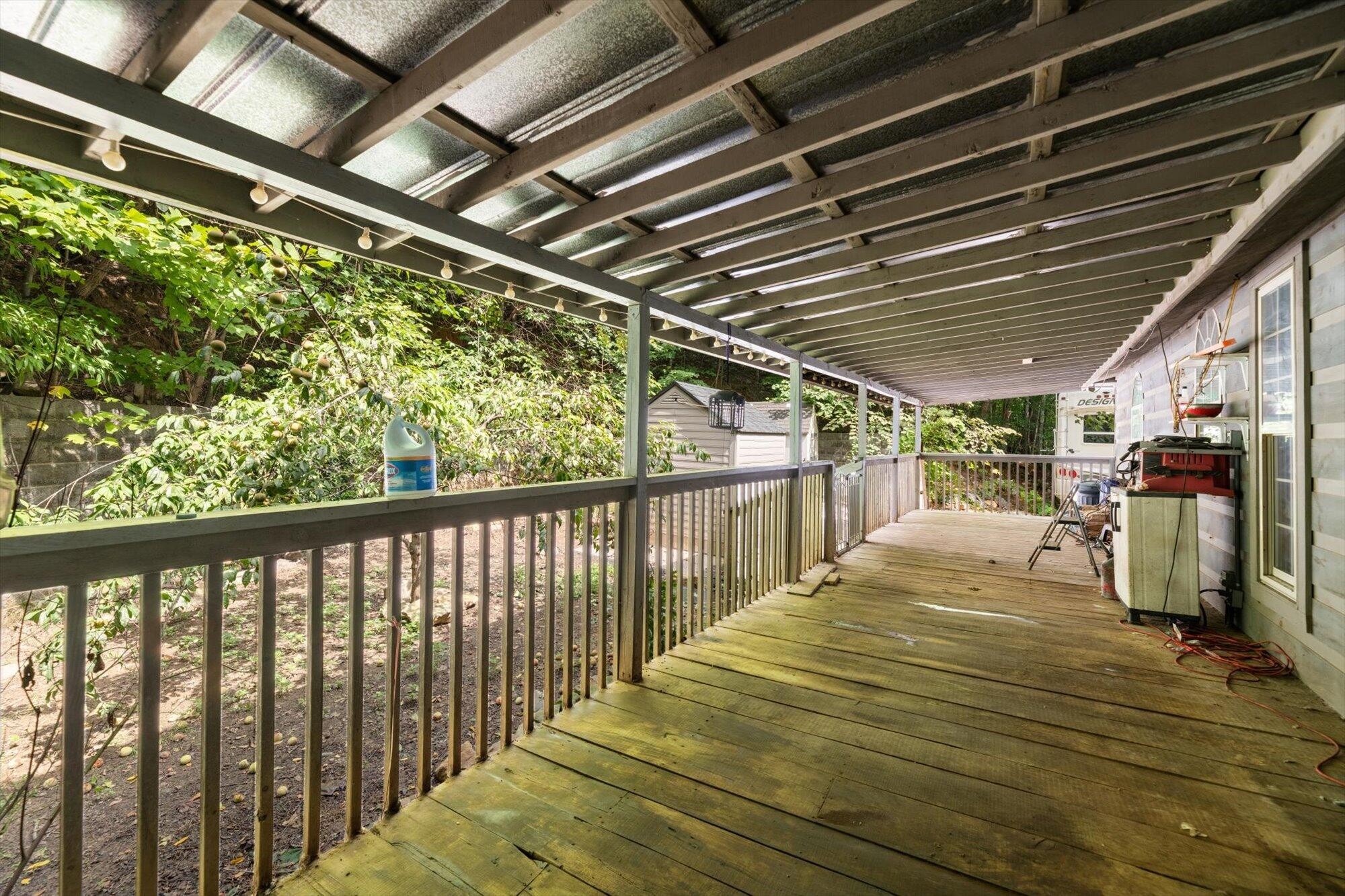 2158 Bluff Mountain Road Sevierville, TN 37876 - Photo 13 of 15 Gallery Image 13